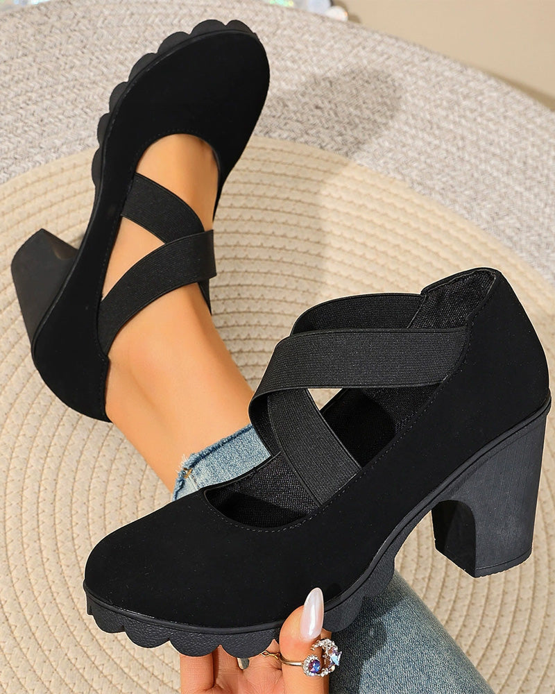 Zapatos Vintage con Tiras Cruzadas
