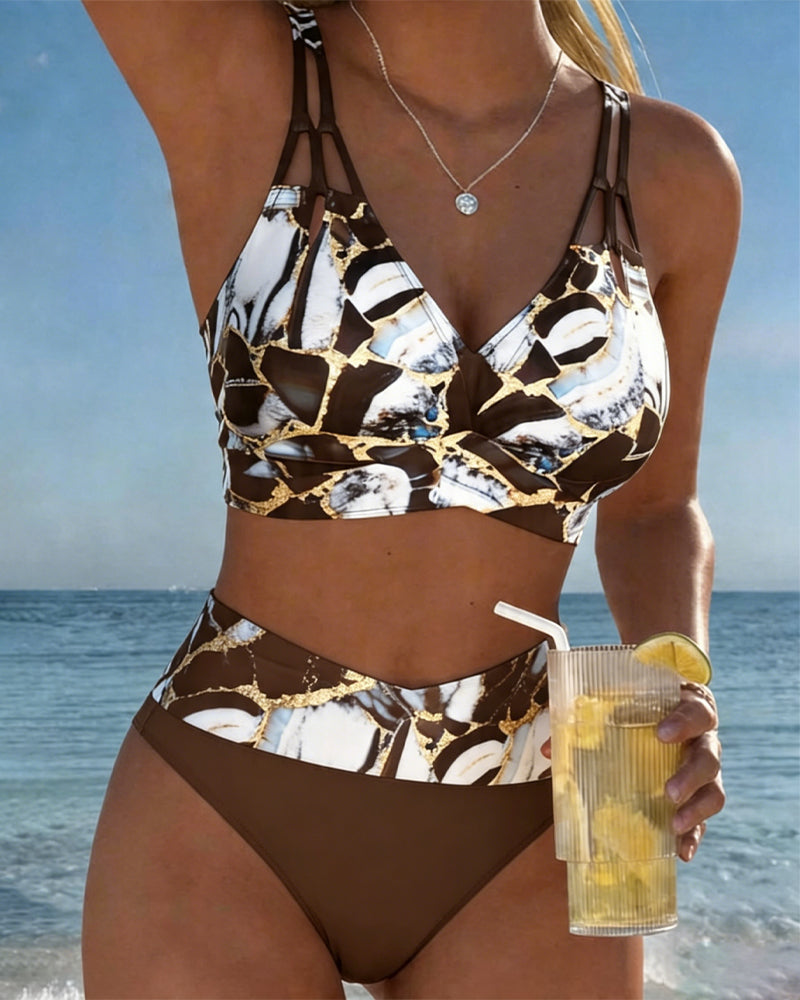 Carola | Bikini con Tirantes y Corte de Diseño, Detalle Original