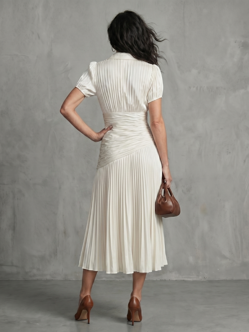 Theodora | Vestido Midi de Rayas con Cuello Camisero y Cintura Plisada