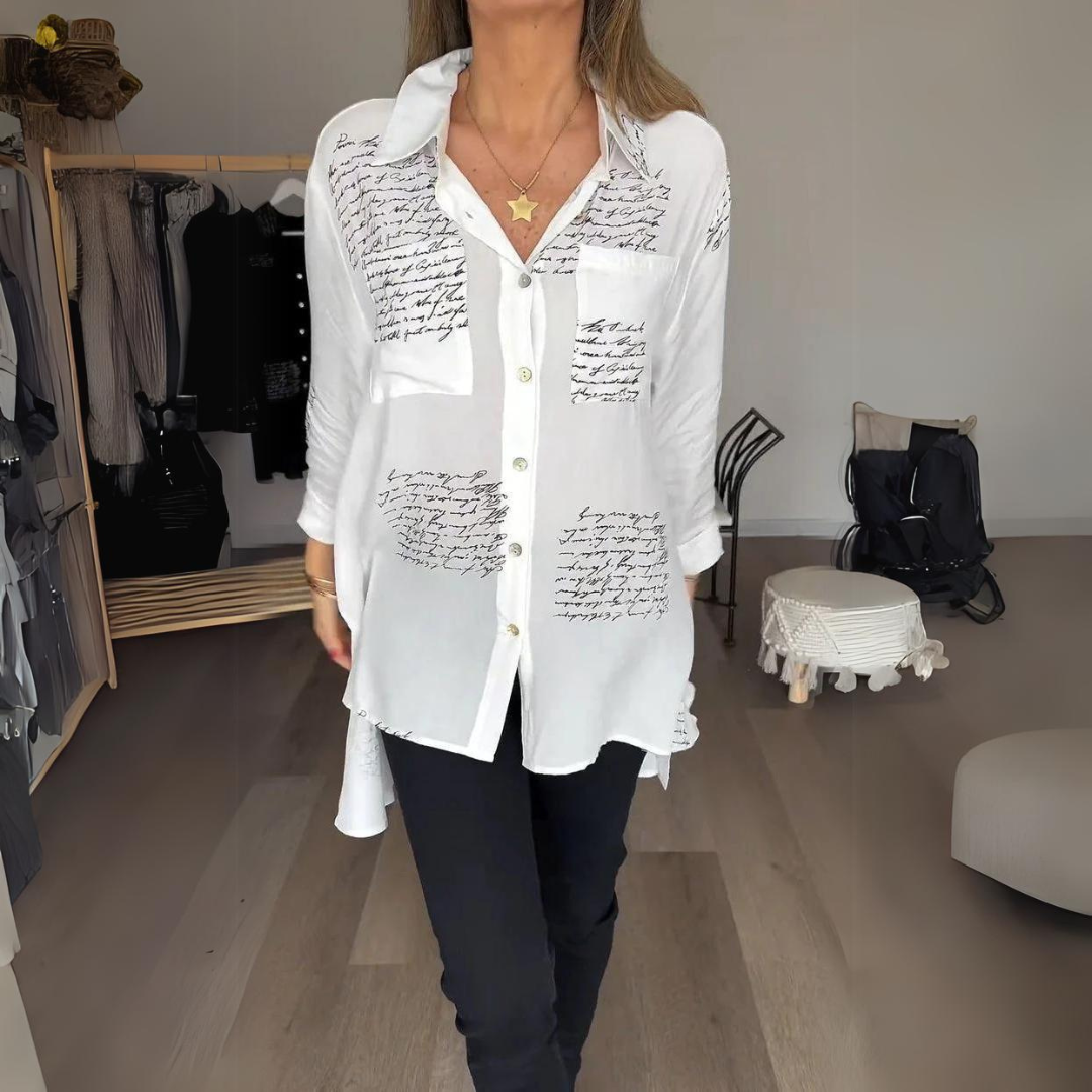 Sara | Camisa Oversize con Estampado Caligráfico, Chic