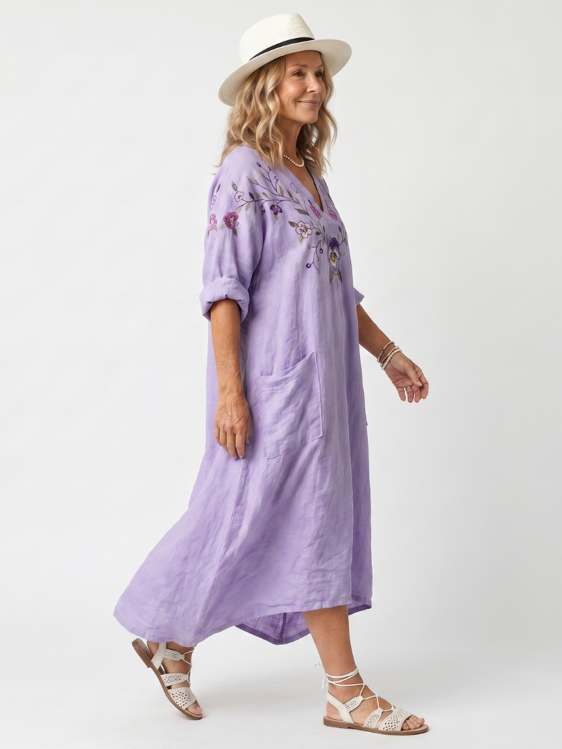 Tavi | Vestido Midi Holgado con Bordado Floral y Bolsillos, Natural