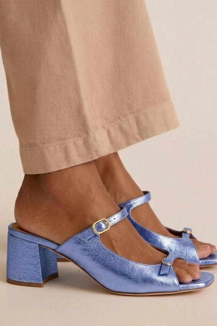 Regina | Zapatos de Tacón con Acabado Brillante, Llamativos