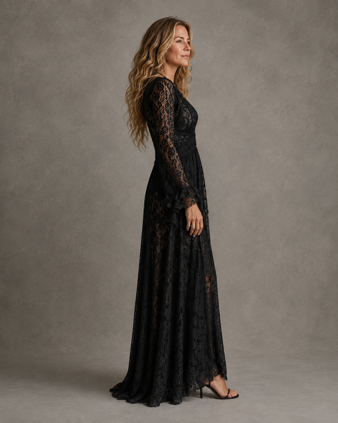 Charlotte | Vestido Maxi Sirena con Escote en V y Mangas Acampanadas, Romántico