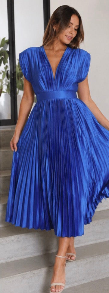 Marni | Vestido Midi Plisado con Escote en V, Elegante y Sofisticado