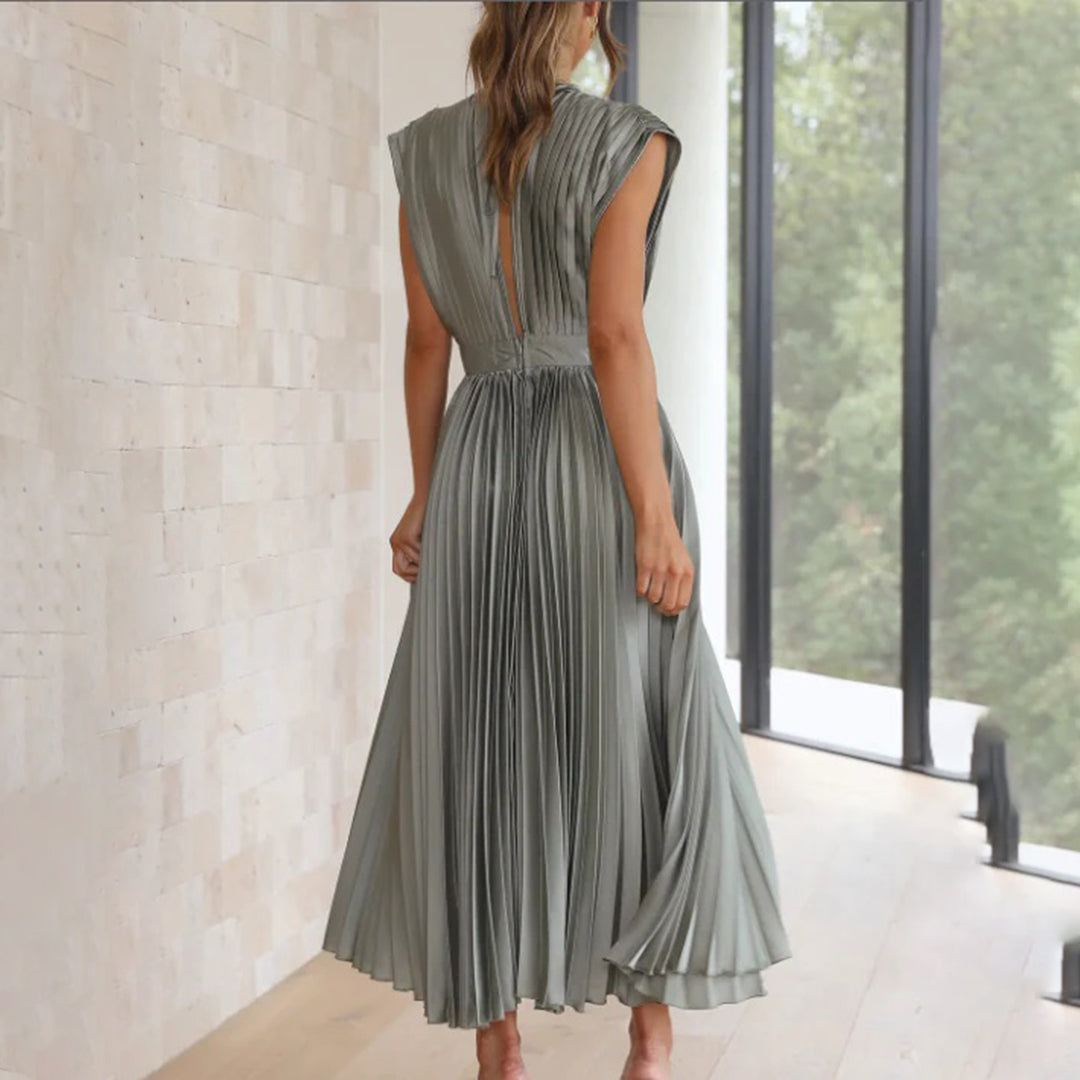 Marni | Vestido Midi Plisado con Escote en V, Elegante y Sofisticado