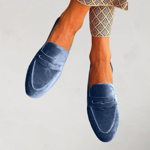 Serenah | Mocasines de Terciopelo Azul, Sofisticados