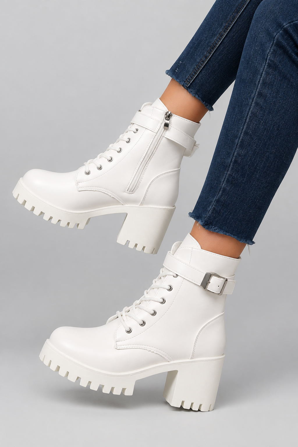 Naomi-Botas