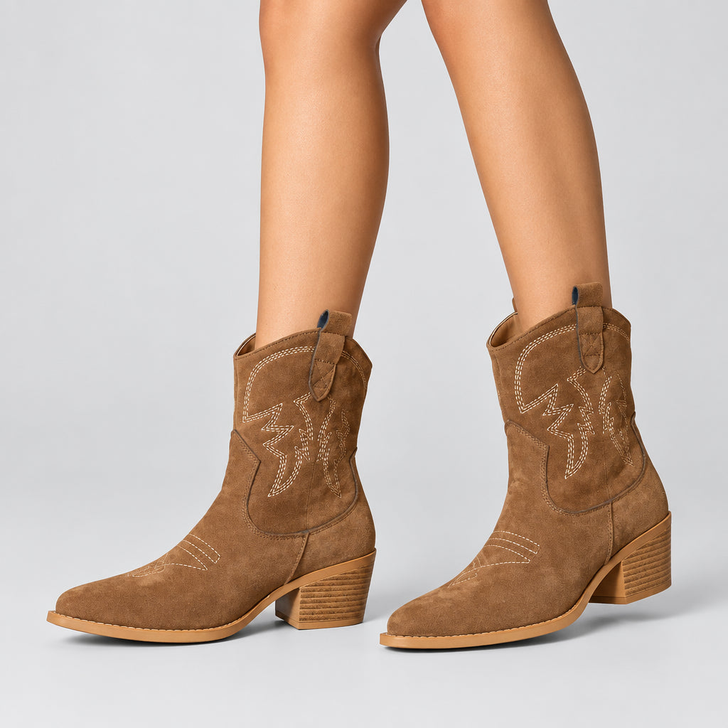 Amelia | Botas Bordadas de Estilo Campero