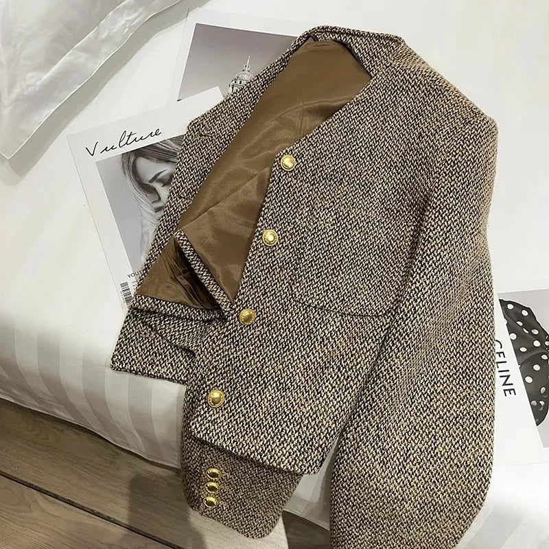 Gina | Chaqueta Corta sin Cuello con Botones Dorados, Chic