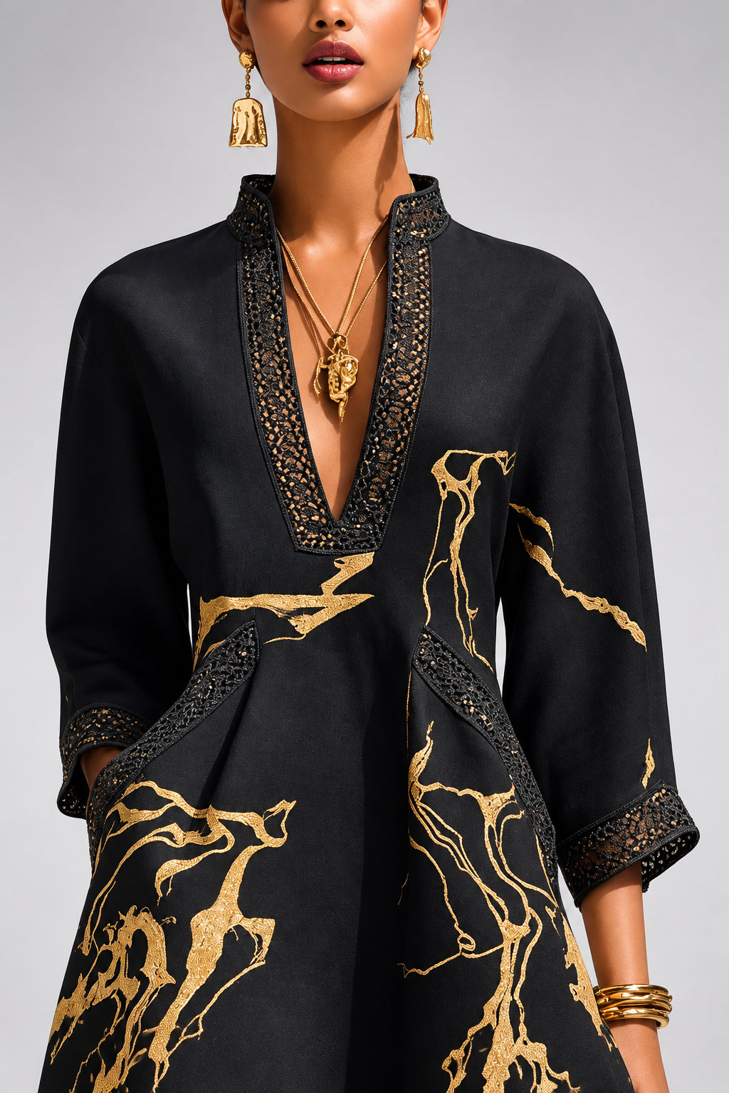 Estelle | Vestido Corto de Encaje Negro y Dorado