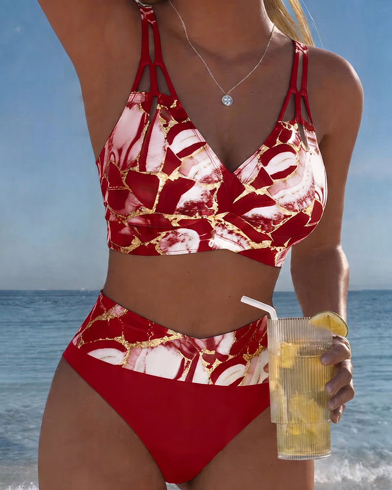 Carola | Bikini con Tirantes y Corte de Diseño, Detalle Original