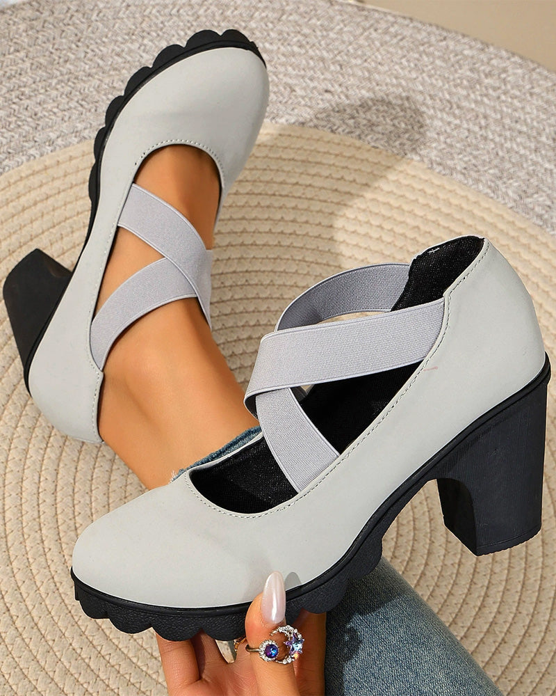 Zapatos Vintage con Tiras Cruzadas