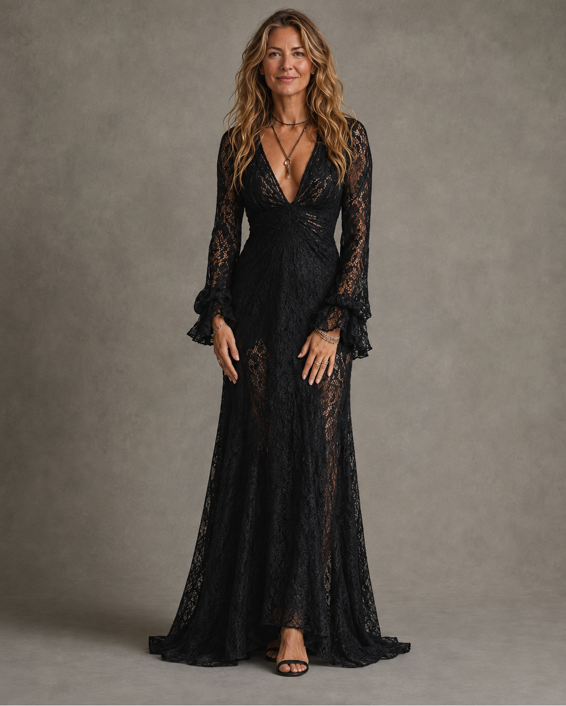 Charlotte | Vestido Maxi Sirena con Escote en V y Mangas Acampanadas, Romántico