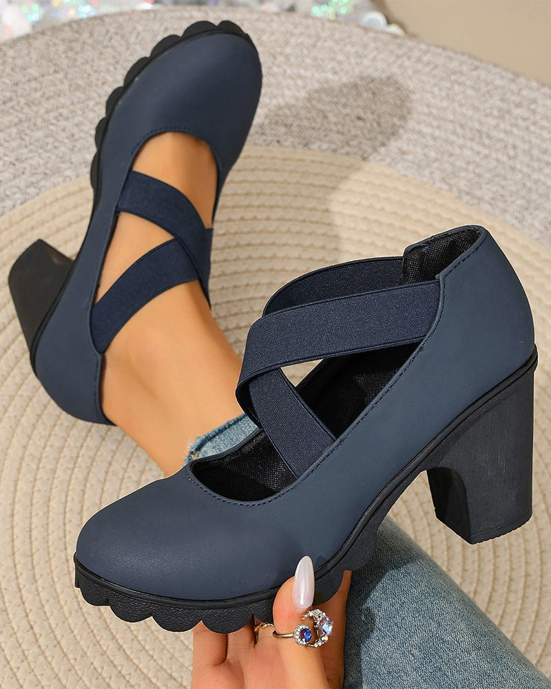 Zapatos Vintage con Tiras Cruzadas