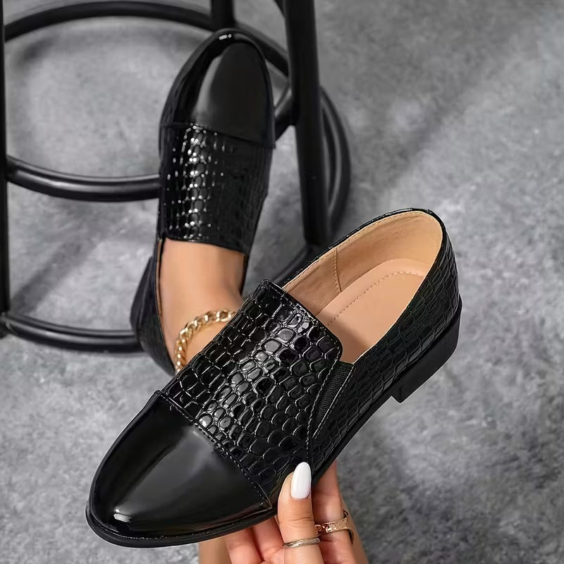 Ariella | Mocasines Clásicos con Textura Efecto Cocodrilo, Refinados