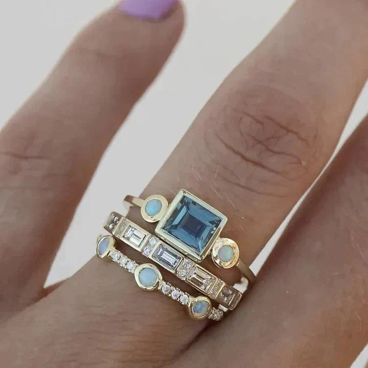 Caelia | Anillo Vintage con Cristal Azul, Elegante