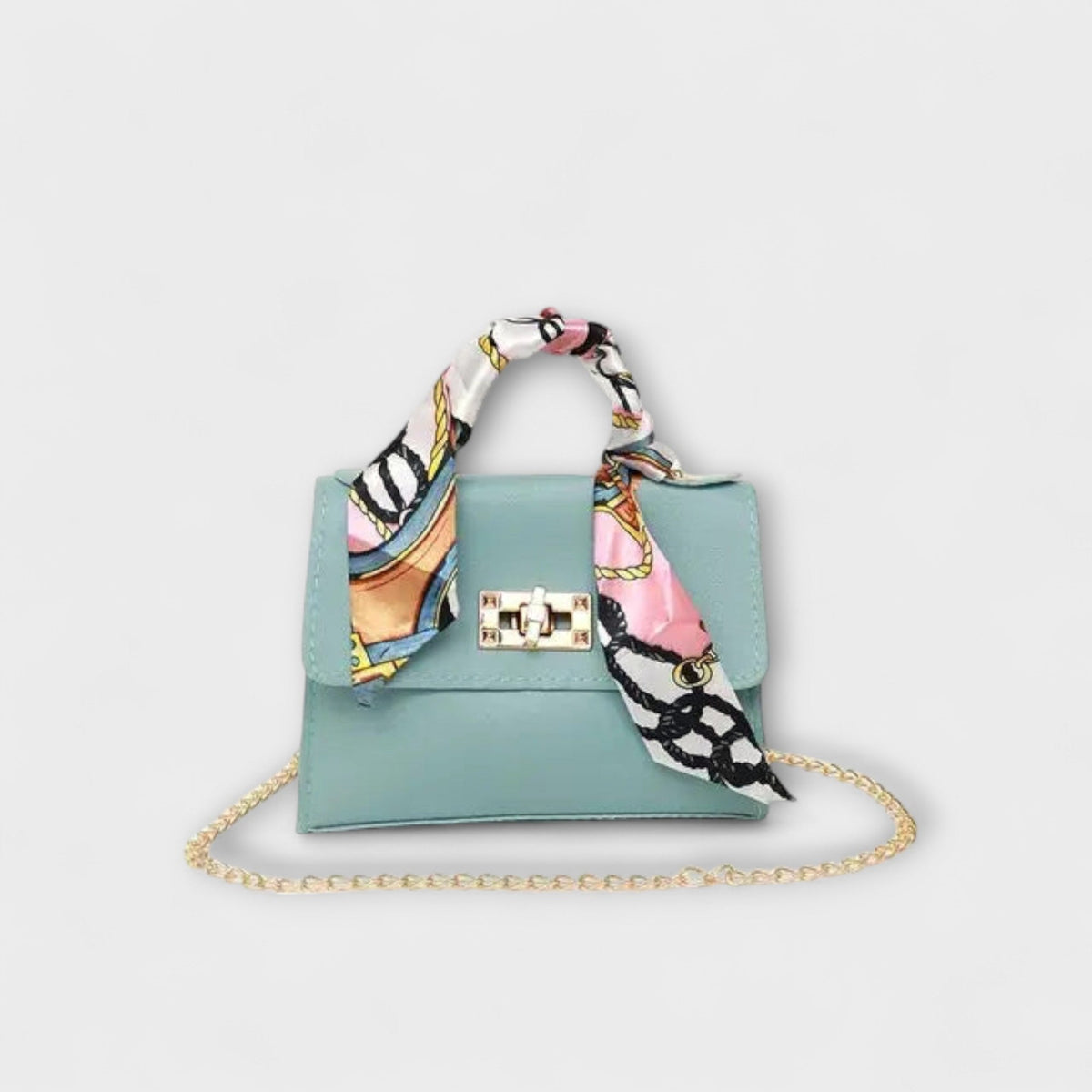 Clara-Bolso